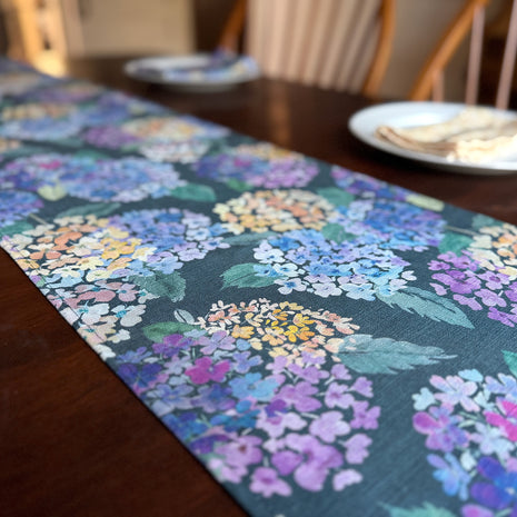 endless hydrangea linen table runner