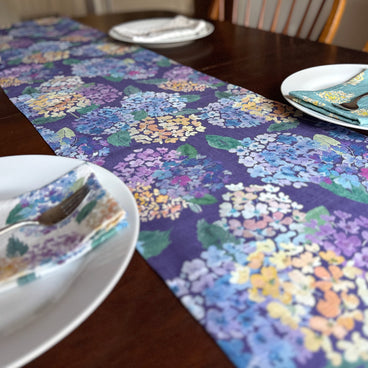 endless hydrangea linen table runner