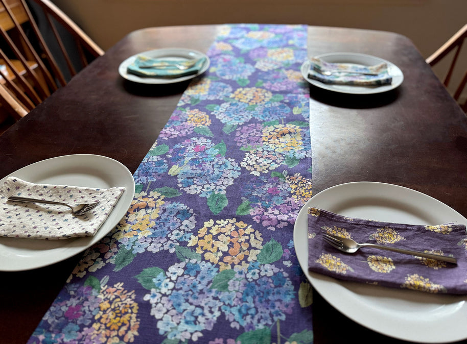 endless hydrangea linen table runner