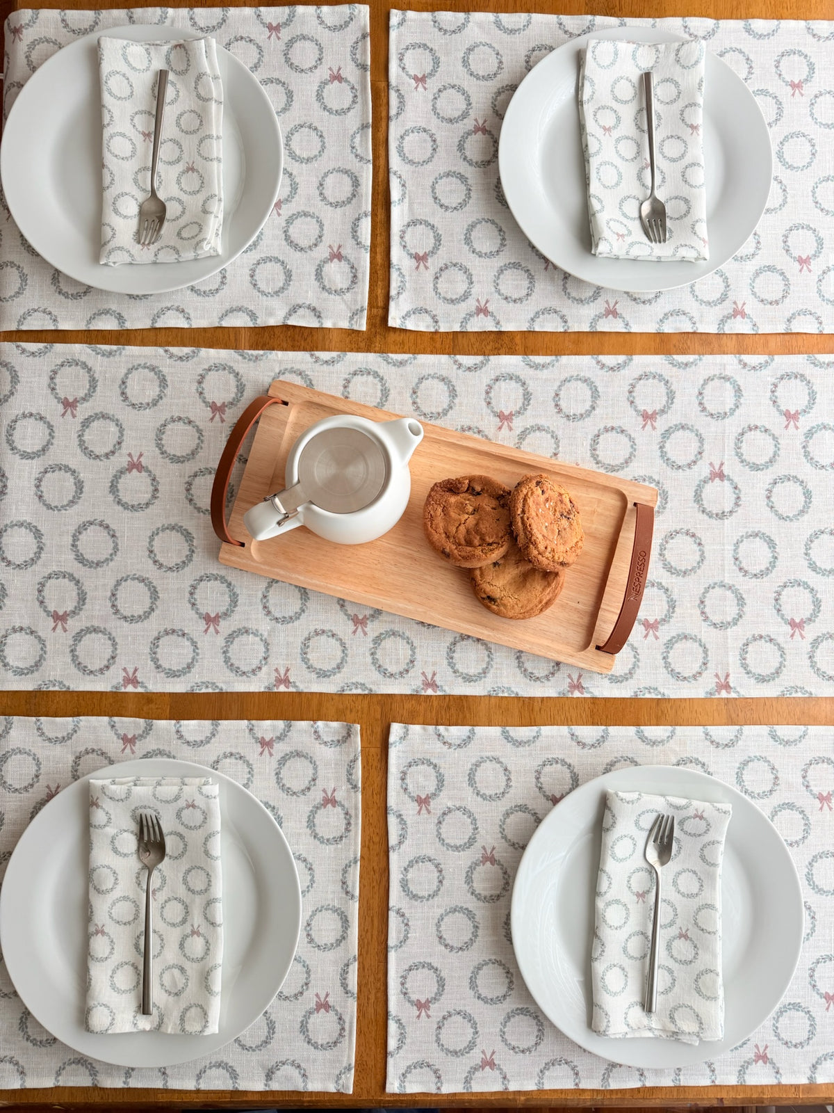 holiday wreaths european linen placemats