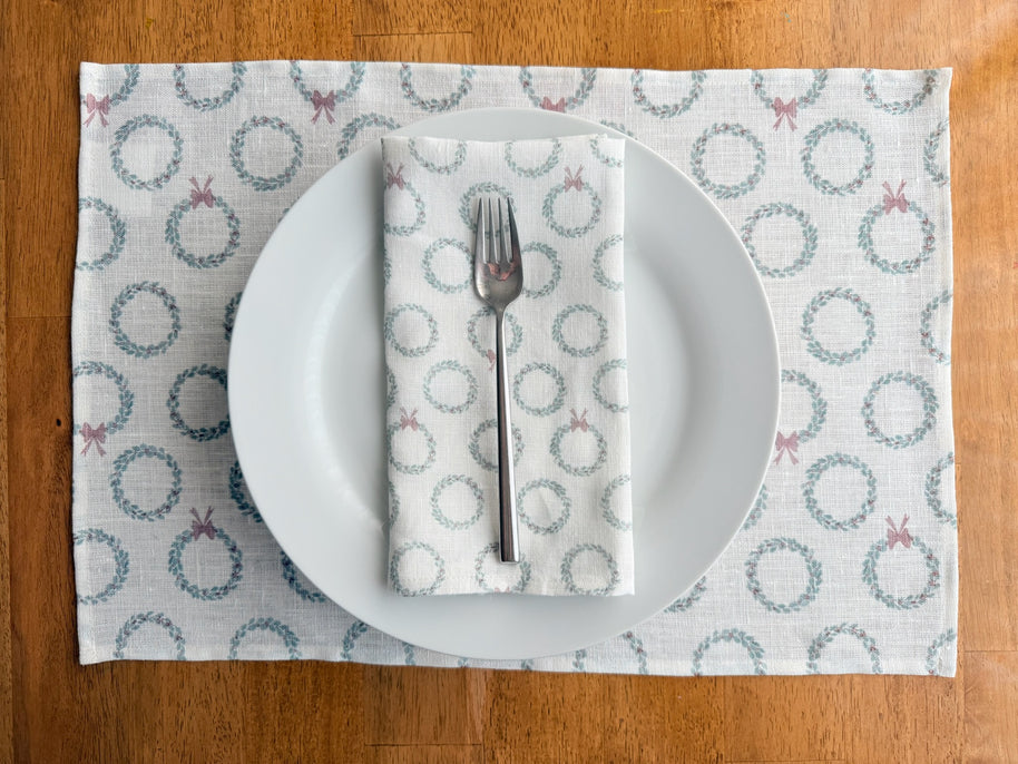 holiday wreaths european linen placemats