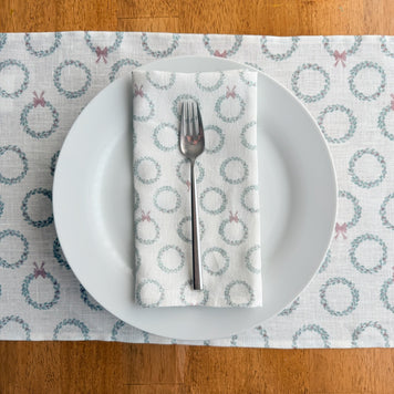 holiday wreaths european linen placemats